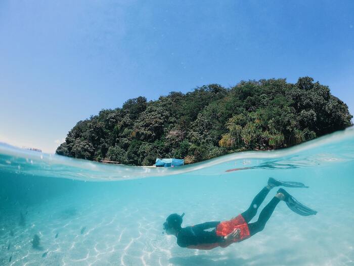 MoonBay Island Snorkeling / Diving 1 Day Tour - Main Image