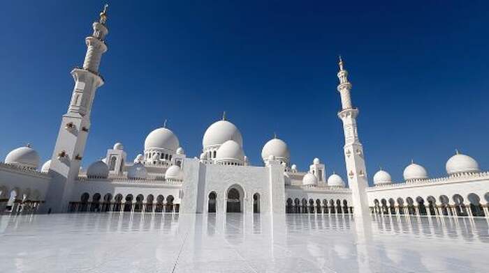 Abu Dhabi Tour Grand Mosque Heritage Village Emirates Palace Day Tours - Main Image