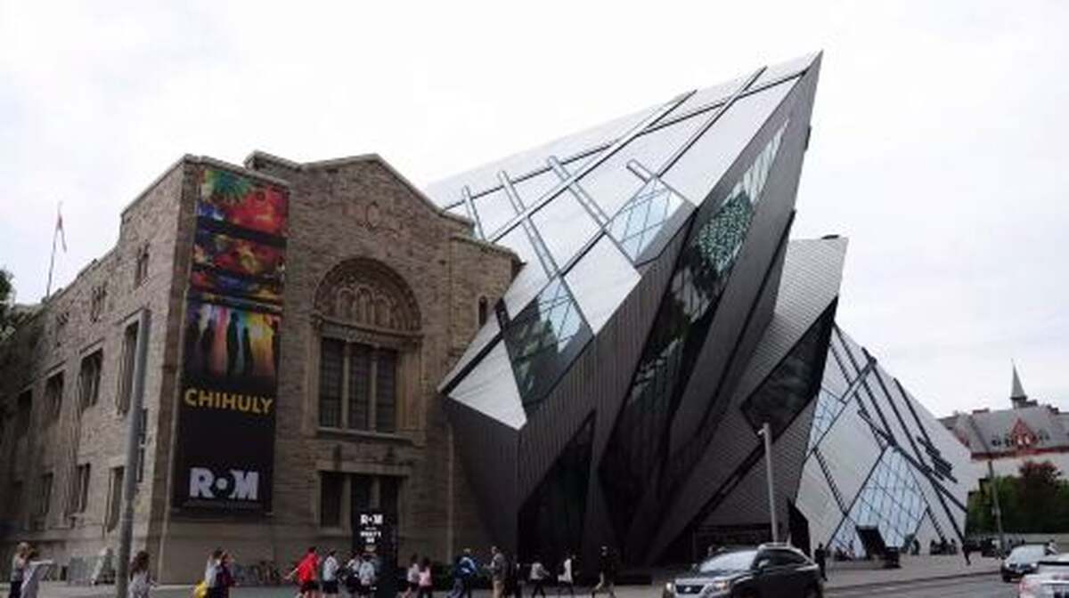 Royal Ontario Museum + Casa Loma + Fort York National Historic Site + Hanlan's Point Beach Day Tours - Main Image