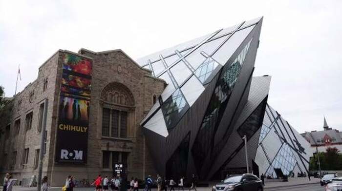 Royal Ontario Museum + Casa Loma + Fort York National Historic Site + Hanlan's Point Beach Day Tours