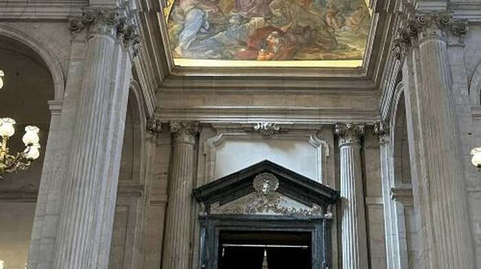 Royal Palace of Madrid: Skip The Line Ticket + Guided Tour Day Tours - Main Image