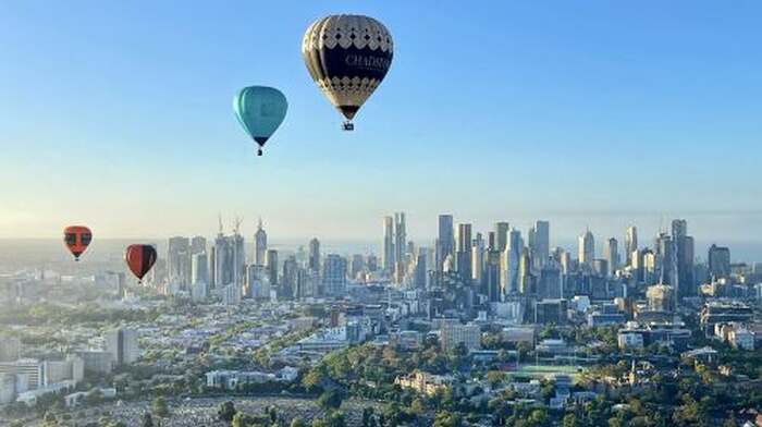 "Australia Global Hot Air Balloon Direct Sales" Melbourne city hot air balloon ride including flight photos - Main Image