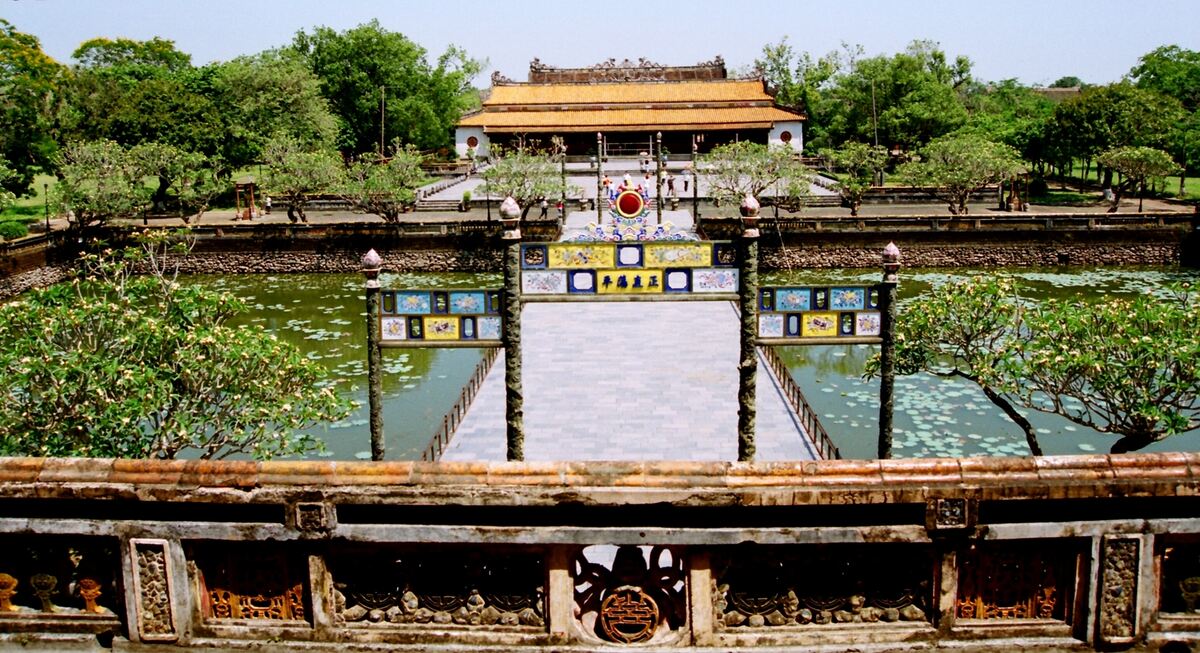 Hue City Tour from Hoi An - Big group - Main Image