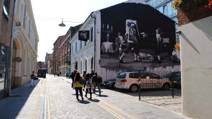 Belfast: Best of Belfast History, Culture & Art Walking Tour Day Tours - Main Image