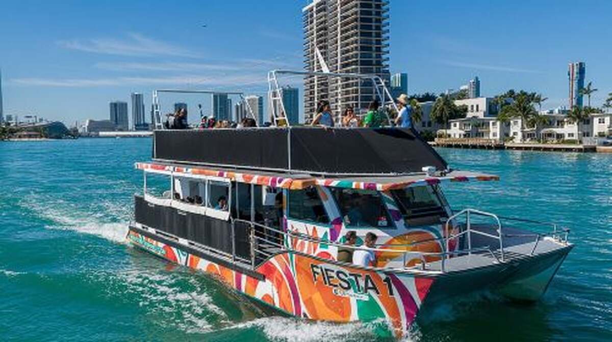 Miami Boat Tour of Celebrity Homes Day Tours - Main Image