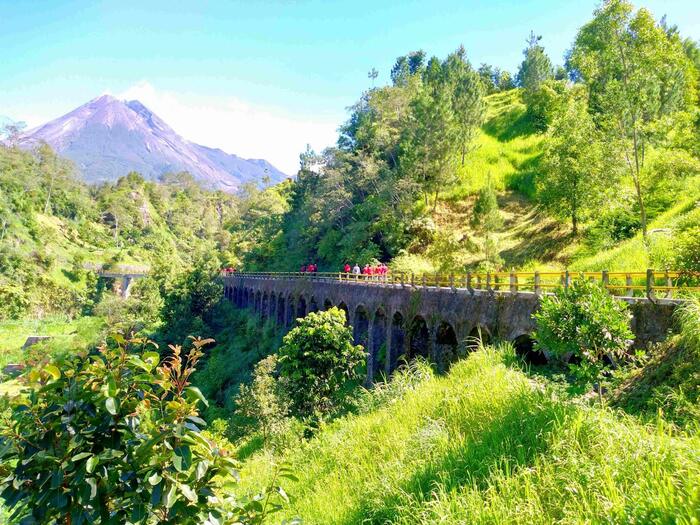 Trekking Merapi - Main Image