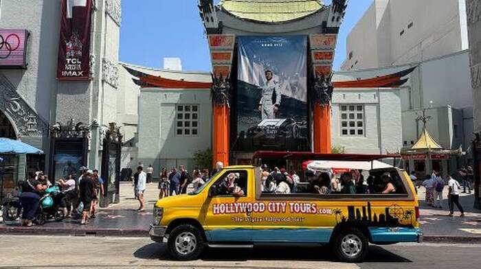 Hollywood and Celebrity Homes Bus Tour Day Tours - Main Image