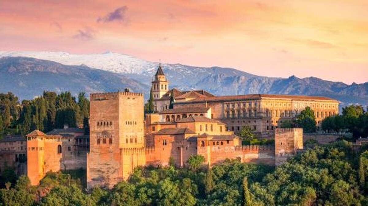Granada Card (including admission tickets to Alhambra and Nasrid Palaces) - Main Image