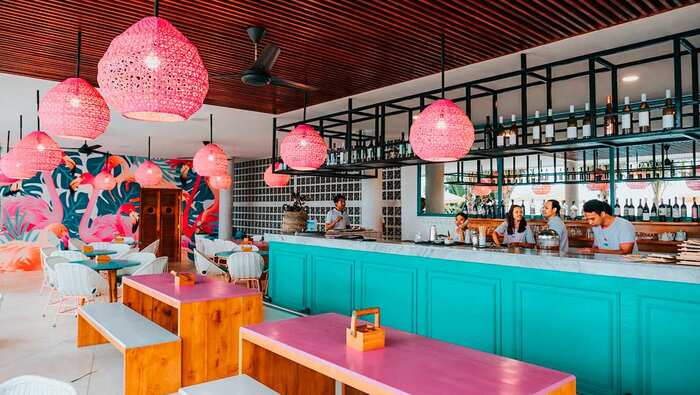 f7b87ca0-c9eb-443d-a994-417a17d3e16e_alt