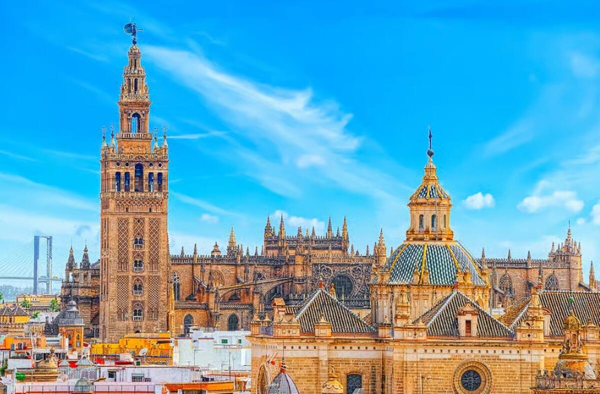 Seville: Cathedral and La Giralda Entry Ticket - Main Image