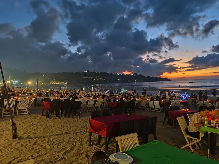 0be95cc6-eb9a-48fd-b453-182807650743_alt