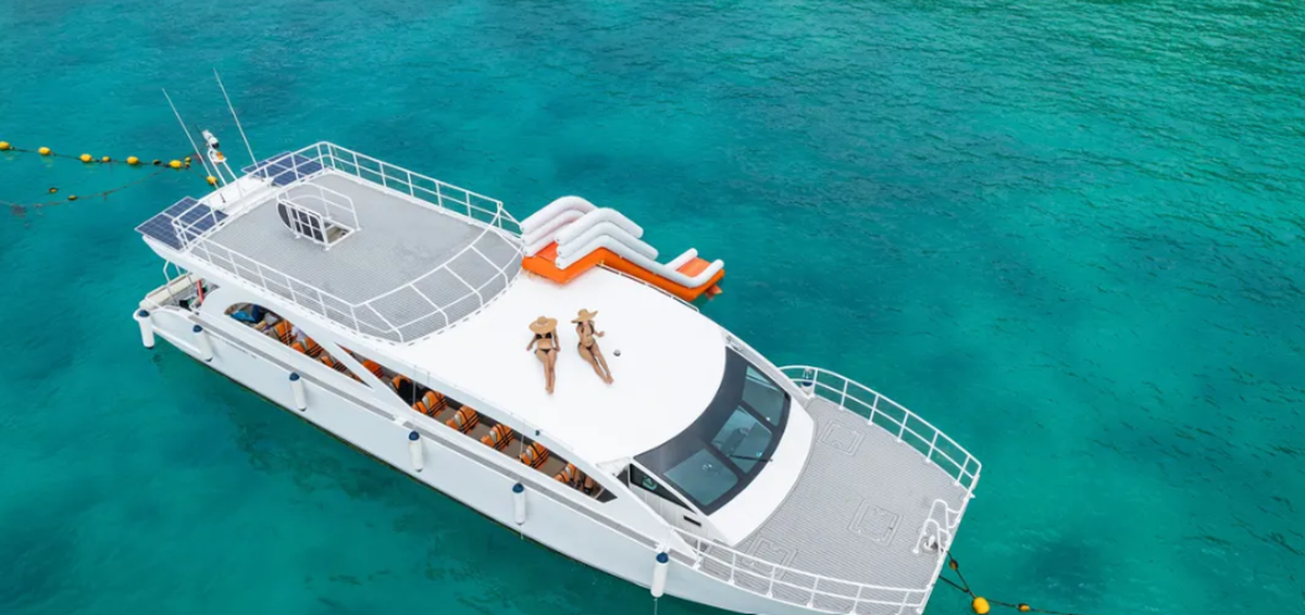 Phuket: Phi Phi Islands, Maya Bay & Khai Islands Day Tour | Free WiFi | Power Catamaran (Kelly,白珍珠) - Main Image
