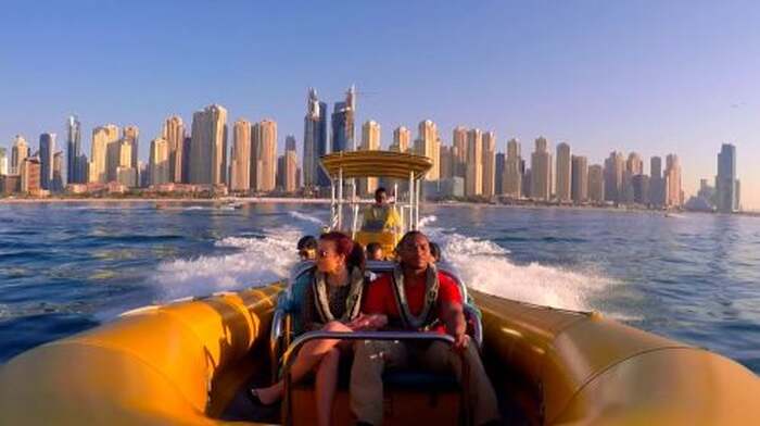 Yellow Boat Tour for 60 minutes with Private Transfers Day Tours - Main Image