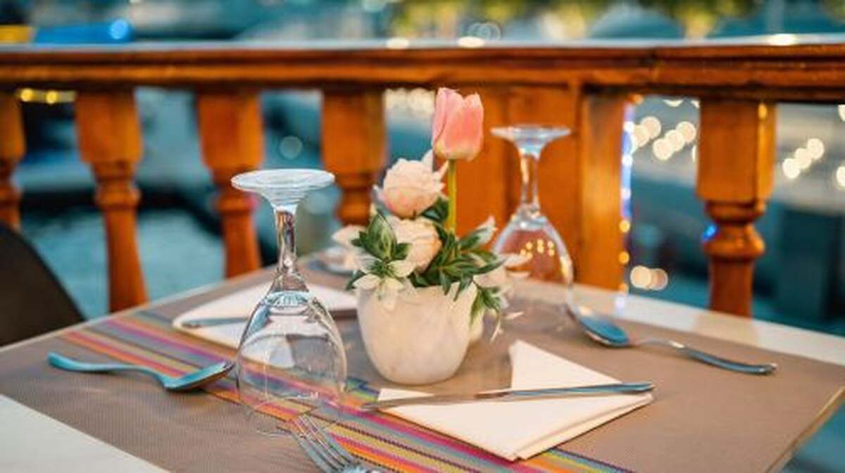 Dubai: Scenic Dhow Cruise with Buffet Dinner and Live Shows Day Tours - Main Image