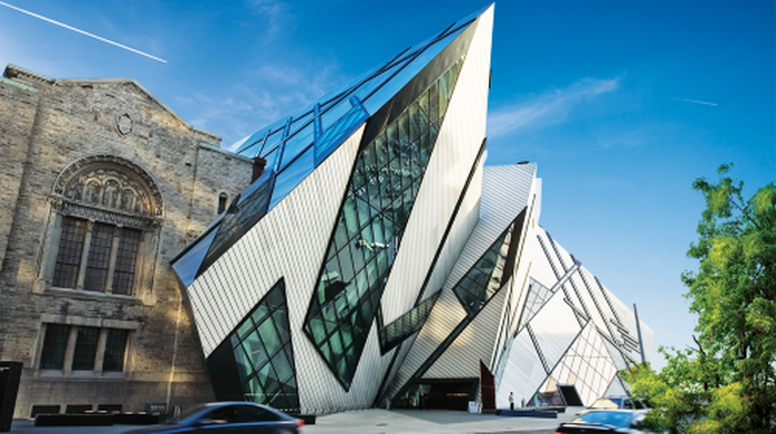 Toronto Ontario Museum + CN Tower + St. Lawrence Market + Bluffers Park Day Tours - Main Image