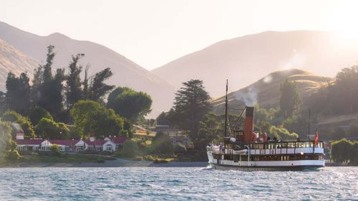 Queenstown 1-day tour on TSS Earnslaw - Classic Queenstown Experience Day Tours - Main Image