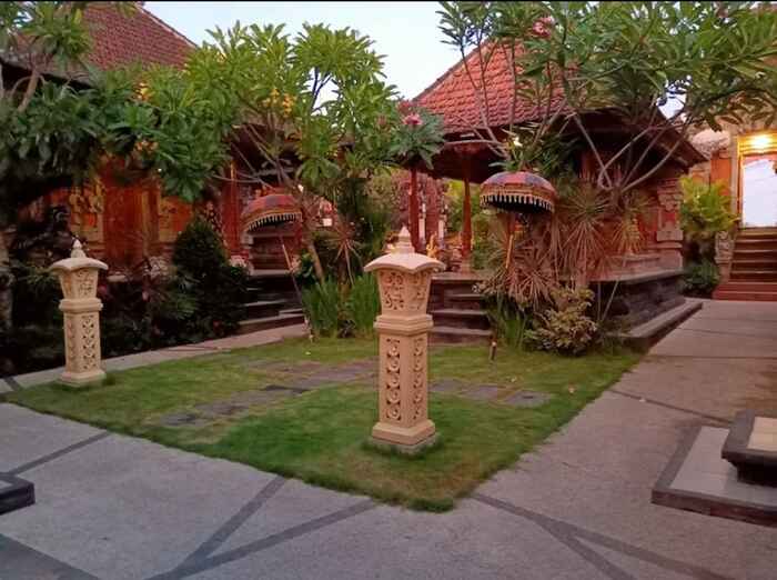 a1f53ac1-699a-4d88-9ed8-5714ff7c926c_alt