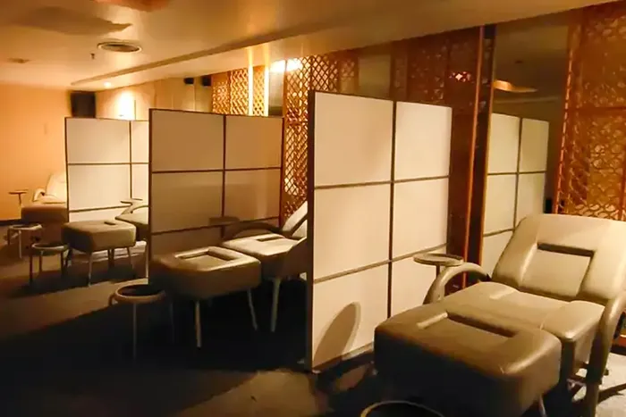60c75310-ebbf-4b72-894d-deb656ffa553_alt