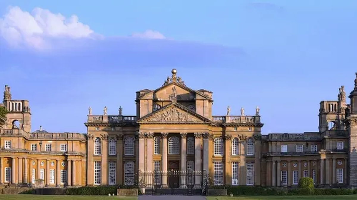 Blenheim Palace Tour and The Cotswolds Day Trip from London - Main Image