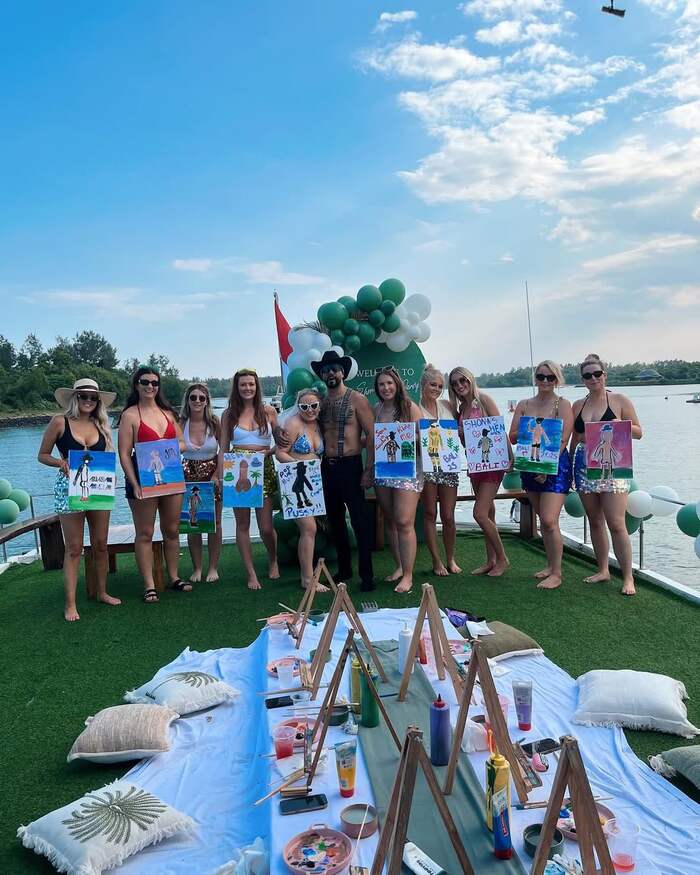 a9b5a37b-d389-469e-986e-98116dd4be9b_alt