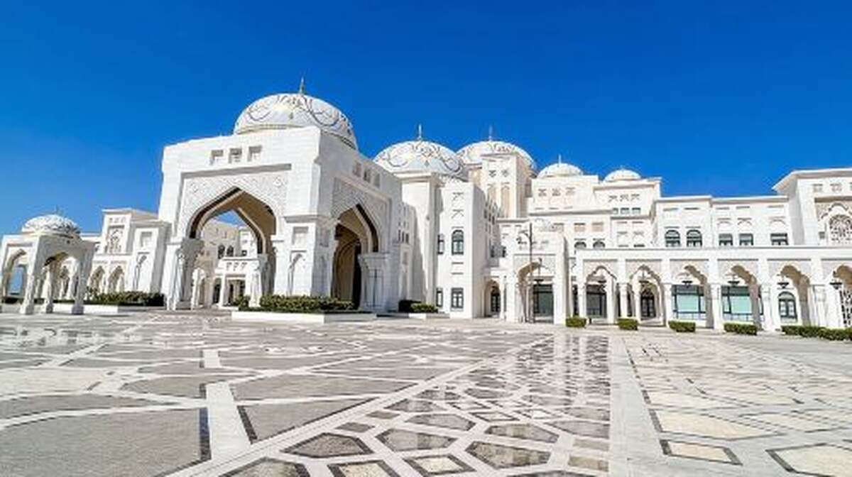 Abu Dhabi Private City Tour From Dubai Day Tours - Main Image