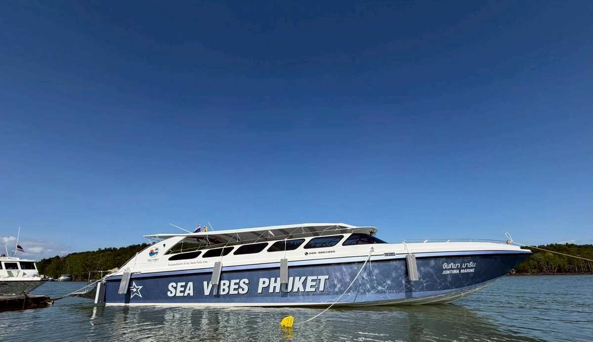 Join Tour Phi Phi Island + Khai Island by Speedboat (Departure at 09:45 AM)(合金快艇) - Main Image