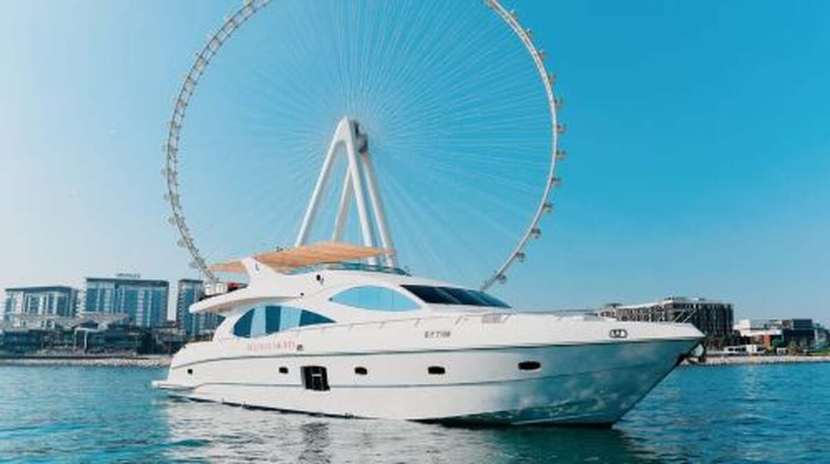 Dubai Marina Yacht Tour: Ain Wheel, JBR & Harbour in 1 Hour Day Tours - Main Image