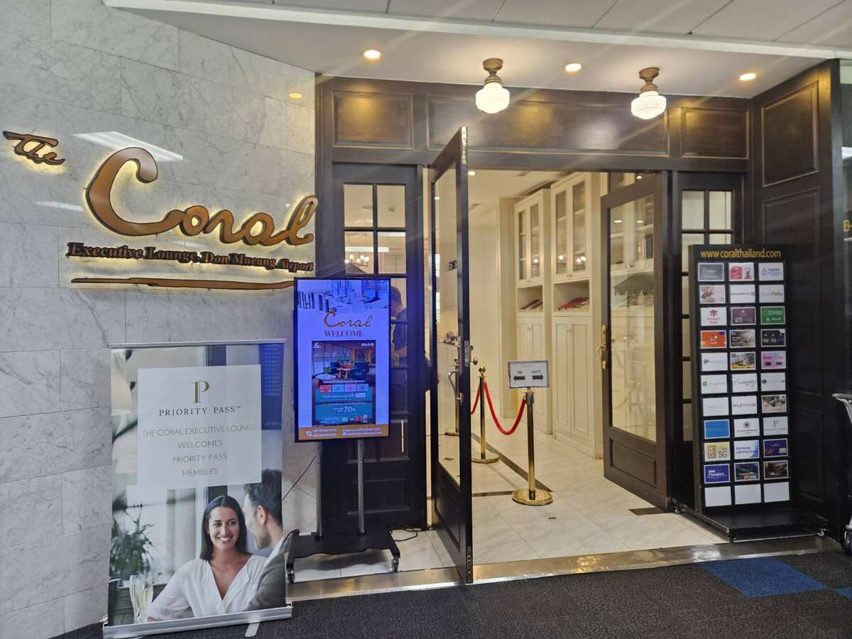 The Coral Lounge at Bangkok Don Mueang International Airport - Main Image