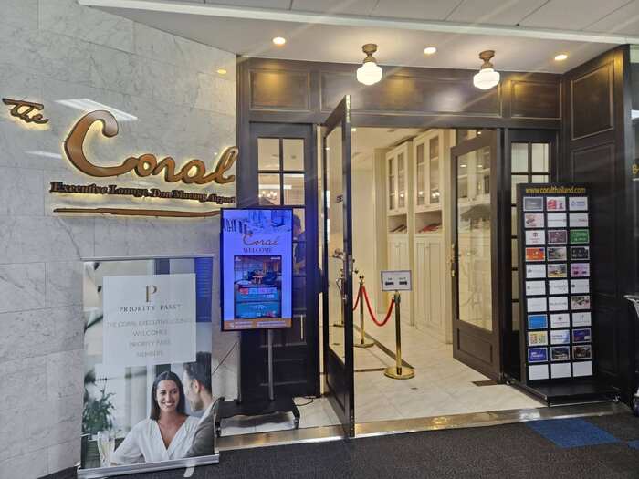 The Coral Lounge at Bangkok Don Mueang International Airport - Main Image