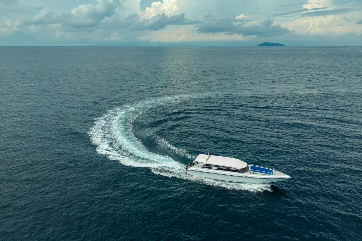 Day Trip Racha Island + Coral Island By Speedboat (皇帝岛+珊瑚岛一日游 - 白金、合金快艇) - Main Image