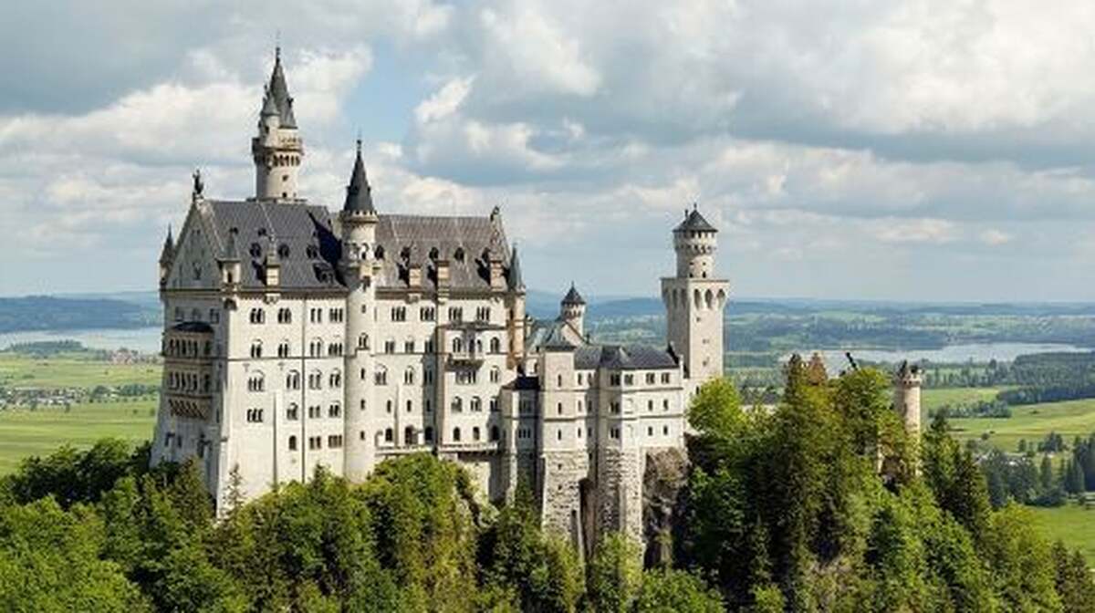 1-Day Tour to Neuschwanstein Castle from Munich, Germany (Optional Small Group/Chinese-Speaking Driver/Joinable or Private Tour Available) - Main Image