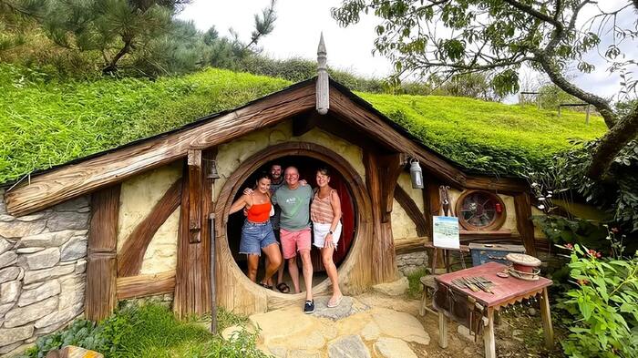 Hobbiton & Waitomo Caves Day Tour with Lunch from Auckland - Main Image