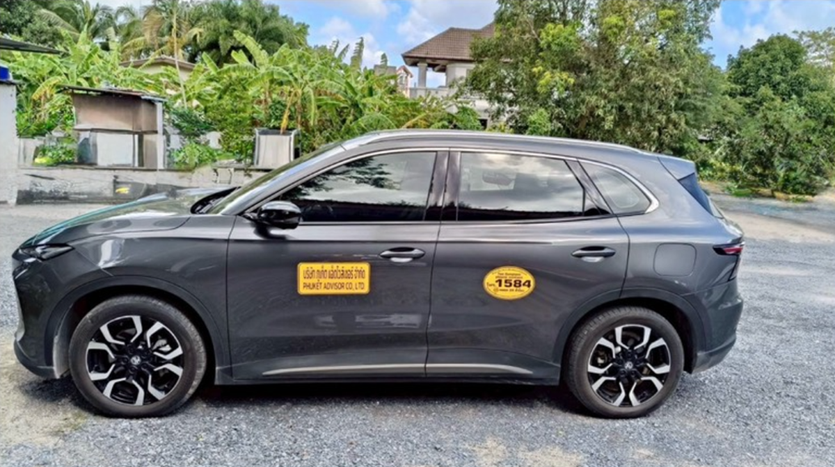 Private Car Rental with Driver in Phuket (Extra Area) - Main Image