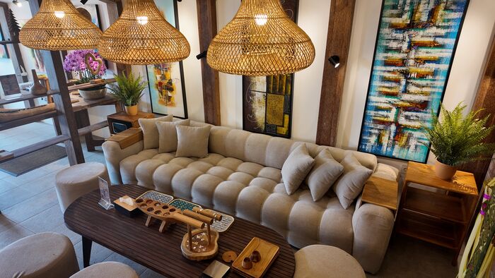 b5c035ae-773f-4eb3-94ef-17196afa445e_alt