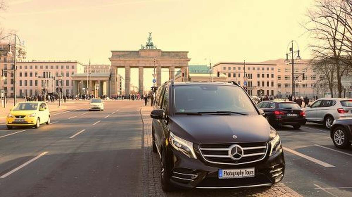 5hours: Guide, Chauffeur & Photographer in Berlin private Tour Day Tours - Main Image