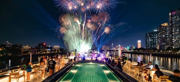Elite of Saigon Dinner Cruise Experience in Ho Chi Minh City - Main Image